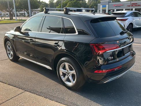 Used 2021 Audi Q5 2.0T Premium w/ Convenience Package AWD/4WD image 5