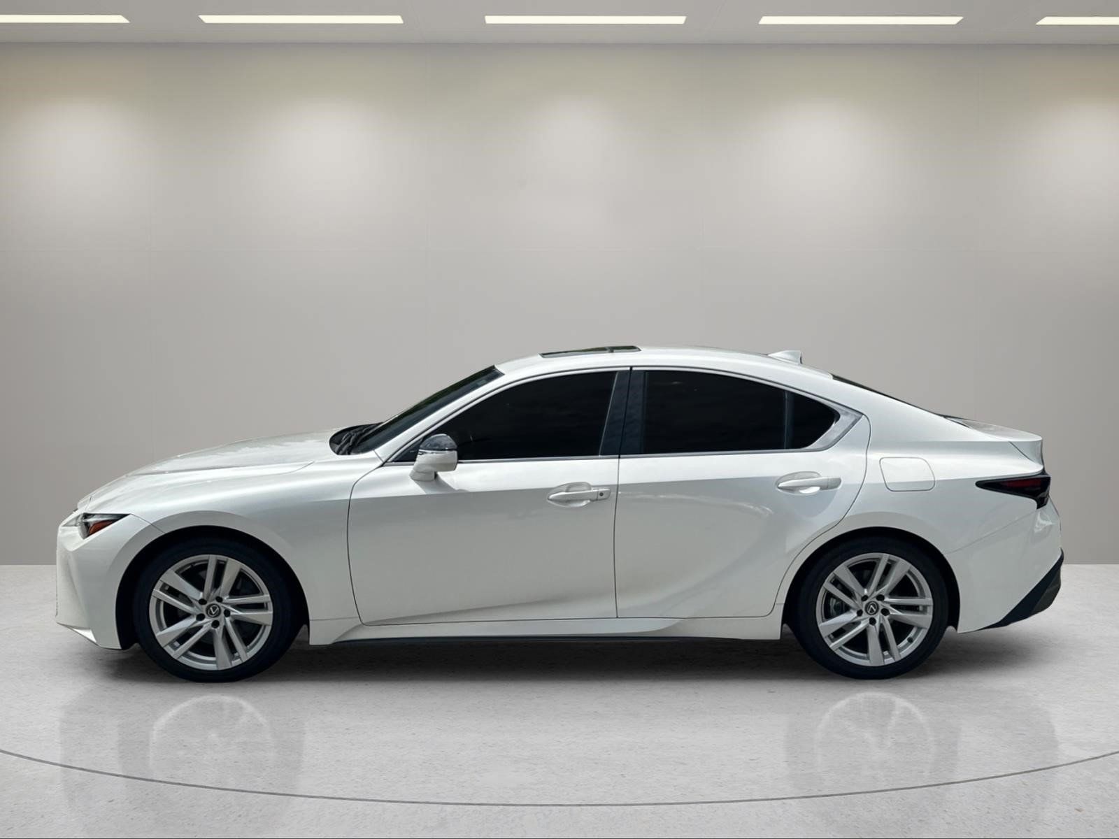 Used 2021 Lexus IS 300 w/ Comfort Package RWD image 2