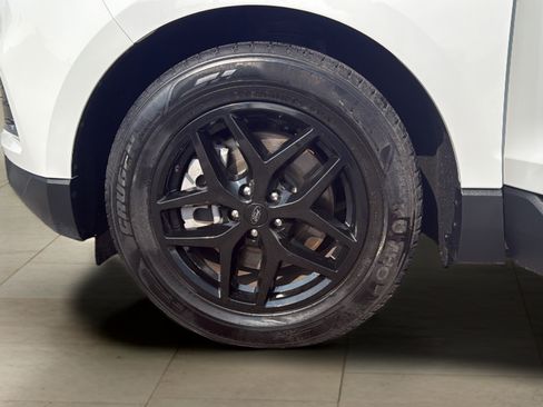 Certified 2024 Ford Edge SEL AWD/4WD image 35