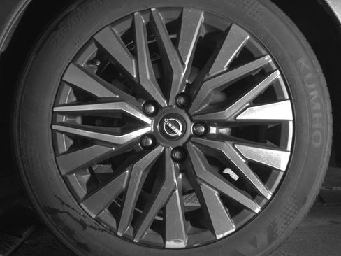 Used 2025 Nissan Altima 2.5 SV image 14