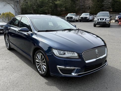 Used 2017 Lincoln MKZ Premiere image 8