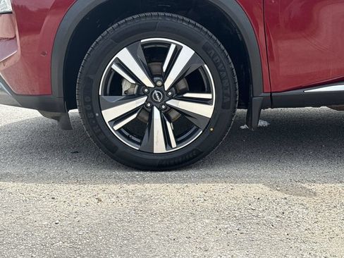 Used 2023 Nissan Rogue SL w/ SL Premium Package FWD image 9