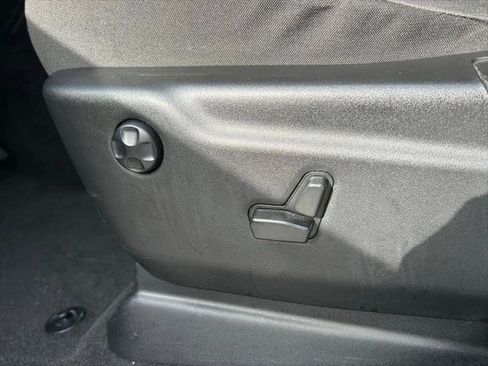 Certified 2022 Jeep Grand Cherokee Laredo E RWD image 17