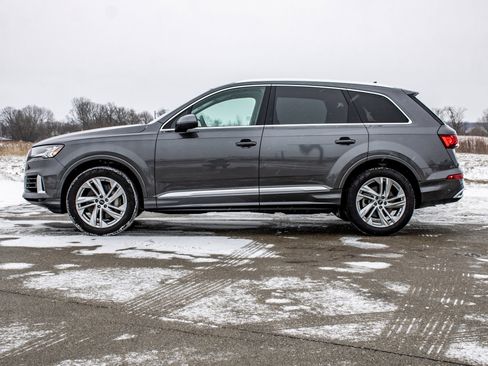 Used 2024 Audi Q7 3.0T Premium Plus image 4