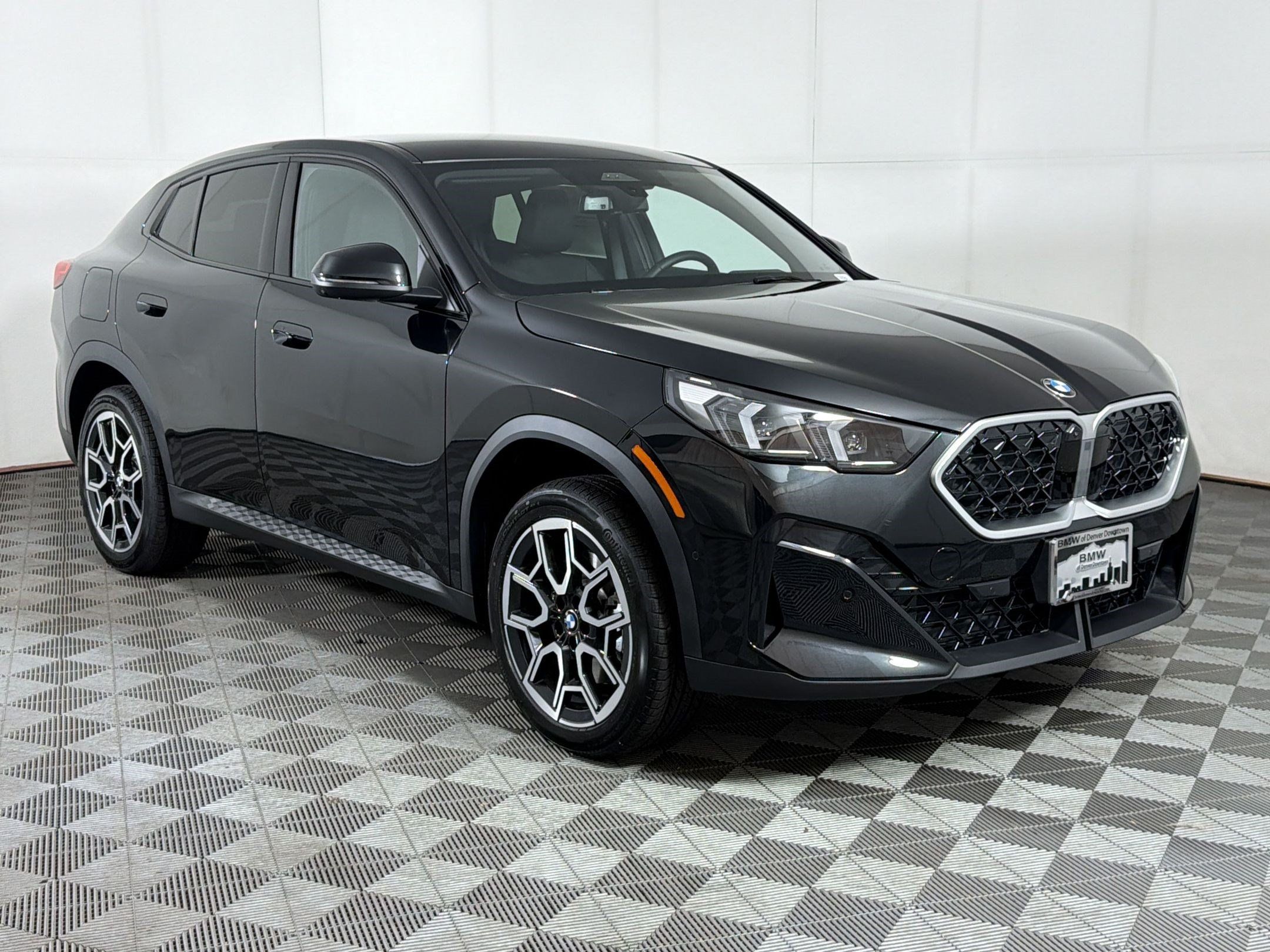New 2026 BMW X2 xDrive28i w/ Technology Package AWD/4WD image 7