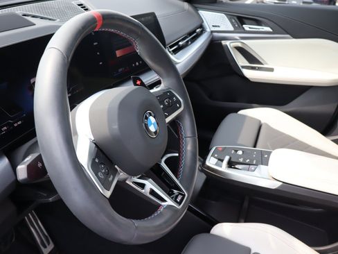 Used 2025 BMW X2 M35i AWD/4WD image 25
