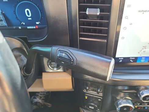 Used 2023 Ford F250 Lariat w/ Chrome Package image 21