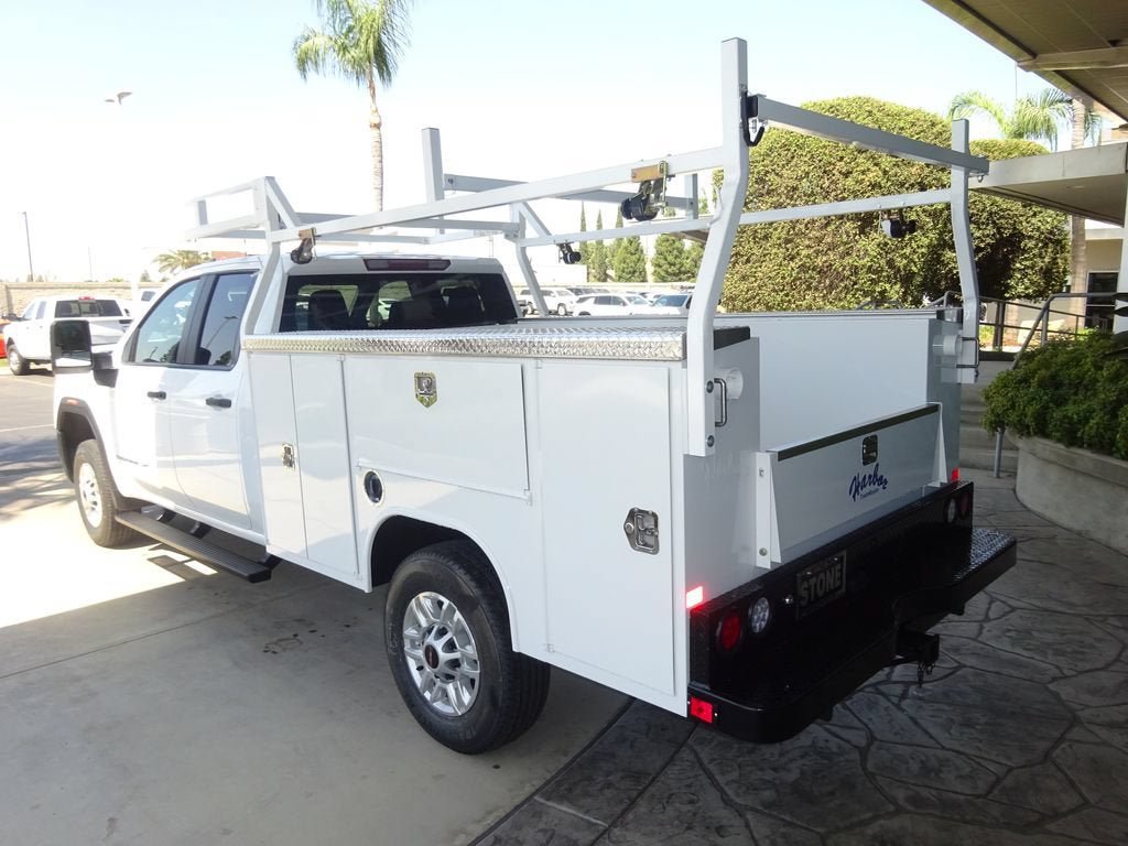 New 2026 GMC Sierra 2500 Pro w/ Convenience Package RWD image 5