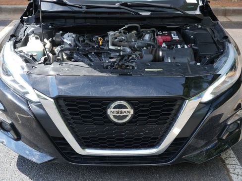 Used 2021 Nissan Altima 2.5 SL FWD image 7