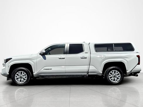 Certified 2025 Toyota Tacoma SR5 image 2