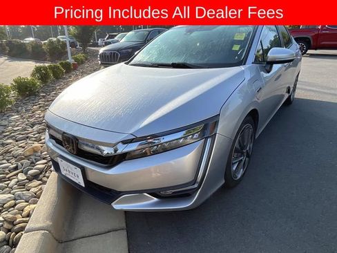 Used 2018 Honda Clarity Touring image 1