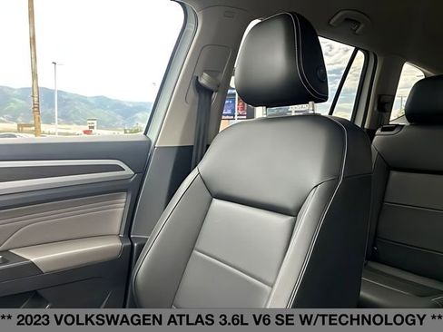 Used 2023 Volkswagen Atlas SE w/ Black Wheel Package AWD/4WD image 38