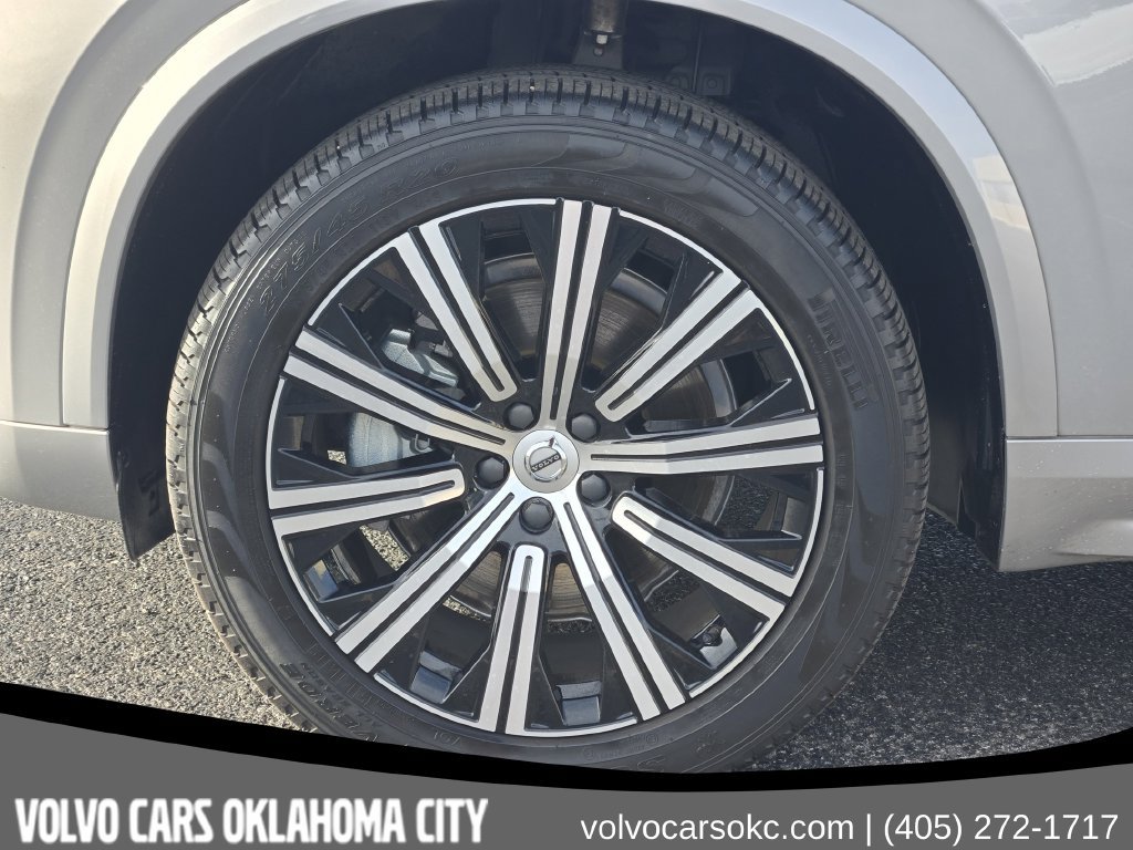 Certified 2025 Volvo XC90 B5 Core w/ Protection Package Premier AWD/4WD image 9