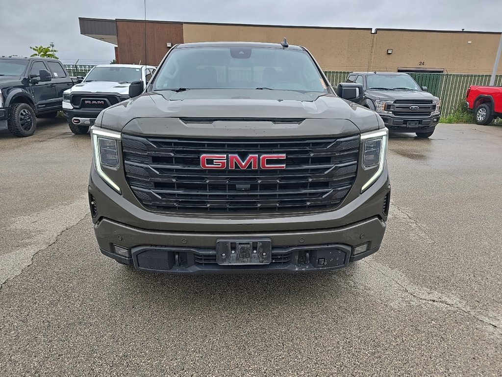 Used 2024 GMC Sierra 1500 Elevation w/ Elevation Premium Package AWD/4WD image 2