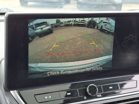 Certified 2023 Nissan Altima 2.5 SV w/ SV Premium Package FWD image 18