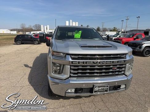 Used 2020 Chevrolet Silverado 2500 LTZ w/ LTZ Convenience Package image 9