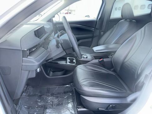 Used 2021 Ford Mustang Mach-E Premium image 31