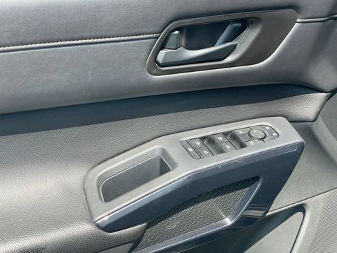 Certified 2024 Nissan Pathfinder S AWD/4WD image 15
