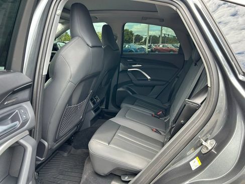 Used 2025 Audi Q5 Premium Plus w/ Premium Plus AWD/4WD image 62