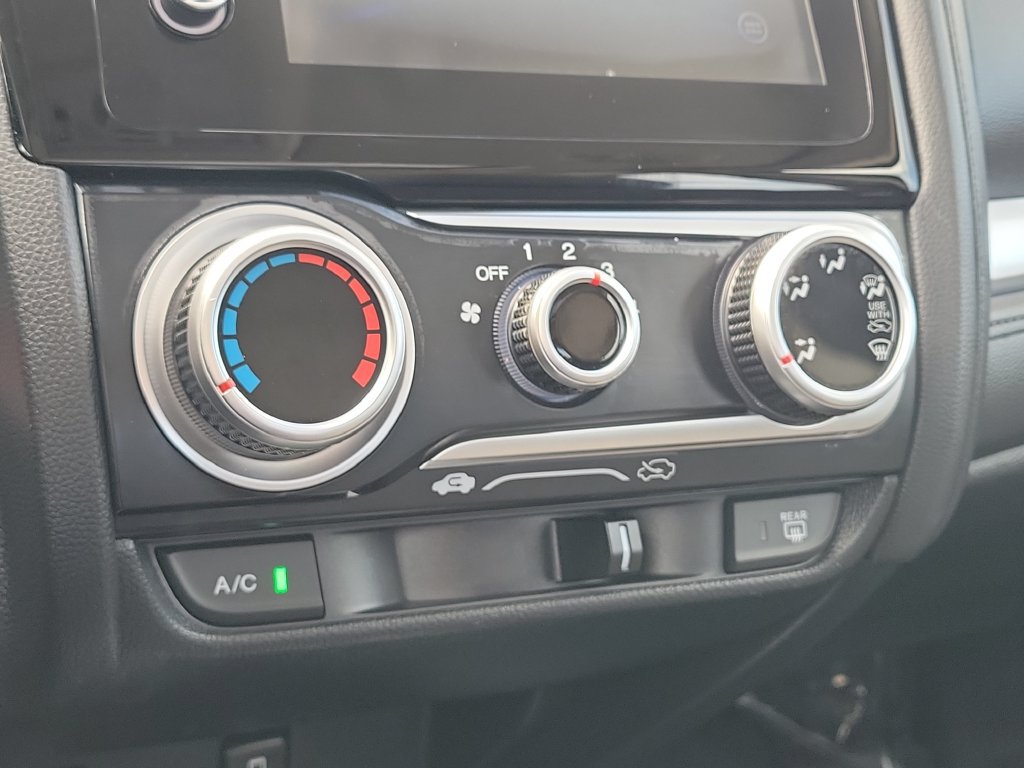 Used 2020 Honda Fit EX image 16