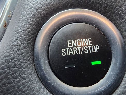 Used 2019 Chevrolet Traverse LS image 23