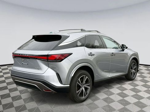 Used 2023 Lexus RX 350 Premium image 2