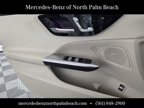 Certified 2025 Mercedes-Benz C 300 Sedan image 24