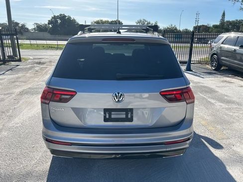 Used 2021 Volkswagen Tiguan SE R-Line FWD image 19