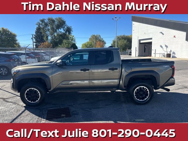 Used 2024 Toyota Tacoma TRD Off-Road AWD/4WD image 6