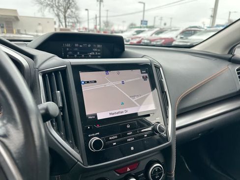 Used 2020 Subaru Crosstrek 2.0i Limited w/ Moonroof Package w/Navigation image 32