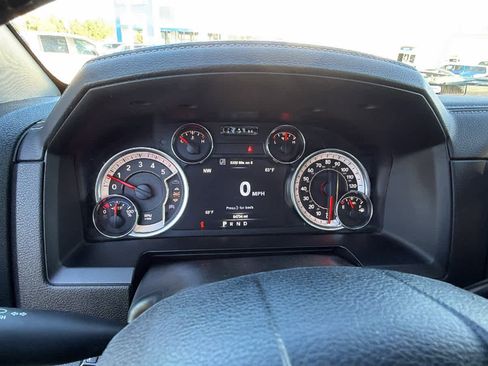 Used 2018 RAM 3500 Laramie w/ Convenience Group image 21