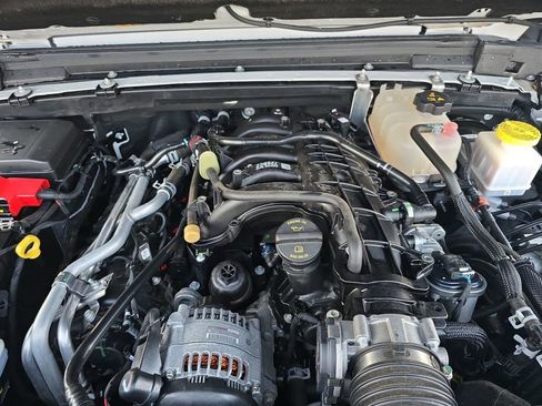 Used 2023 Jeep Gladiator Mojave w/ Trailer Tow Package image 32