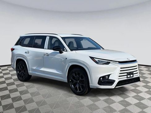 New 2026 Lexus TX 500h AWD image 1