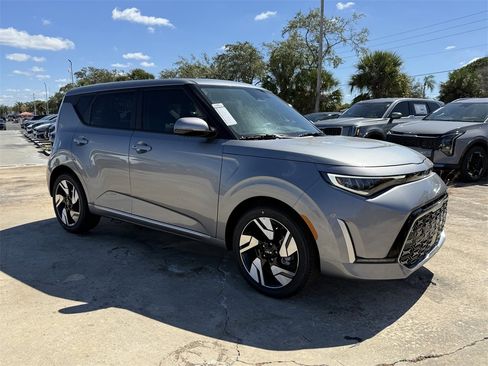 New 2025 Kia Soul GT-Line w/ GT-Line Technology Package image 2