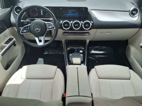 Used 2023 Mercedes-Benz GLA 250 image 11