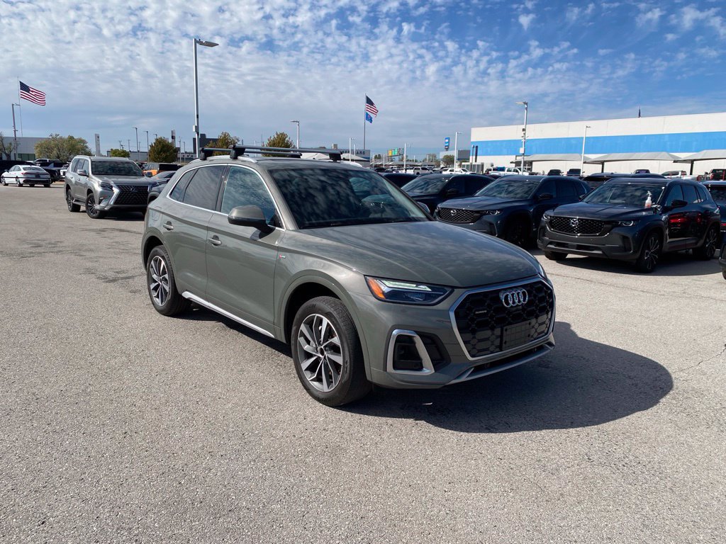 Used 2024 Audi Q5 2.0T Premium Plus w/ Premium Plus Package AWD/4WD image 4