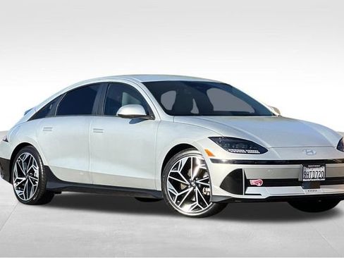 Used 2023 Hyundai Ioniq 6 SEL w/ Cargo Package RWD image 2