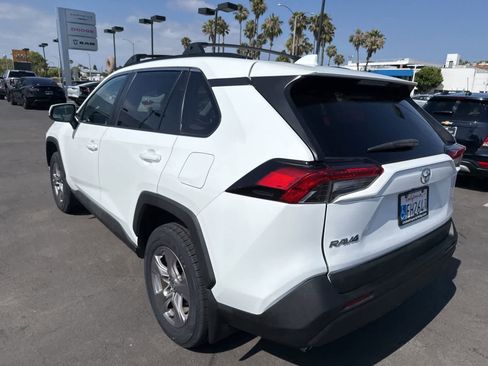Used 2023 Toyota RAV4 XLE w/ Convenience Package FWD image 20