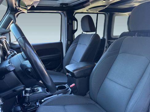 Used 2019 Jeep Wrangler Unlimited Sport S image 25