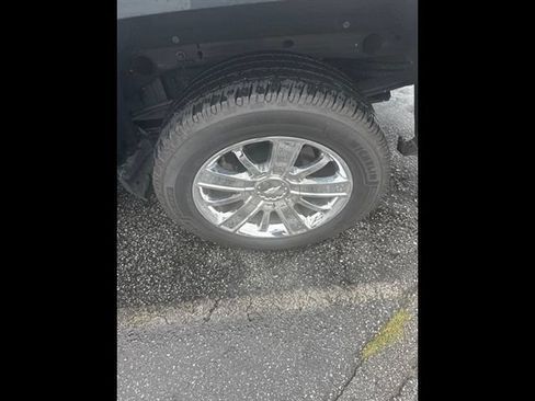 Used 2018 Chevrolet Silverado 1500 High Country AWD/4WD image 16