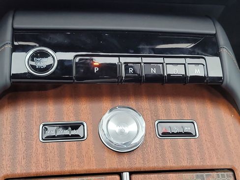 New 2025 Lincoln Navigator L Black Label image 29