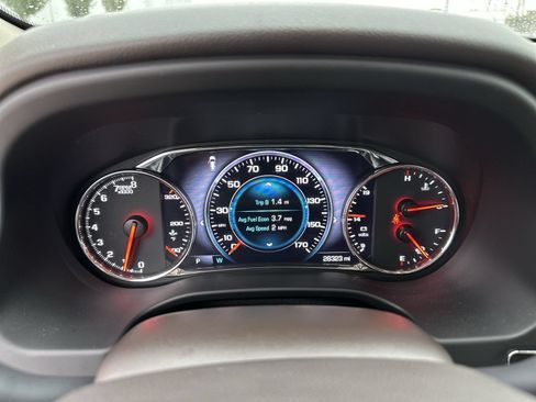 Certified 2018 GMC Acadia Denali w/ Technology Package AWD/4WD image 11