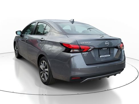 Certified 2025 Nissan Versa SV FWD image 5