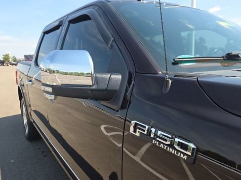Used 2018 Ford F150 Platinum w/ Equipment Group 701A Luxury AWD/4WD image 5