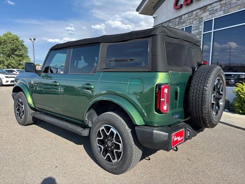 Used 2022 Ford Bronco Outer Banks image 3
