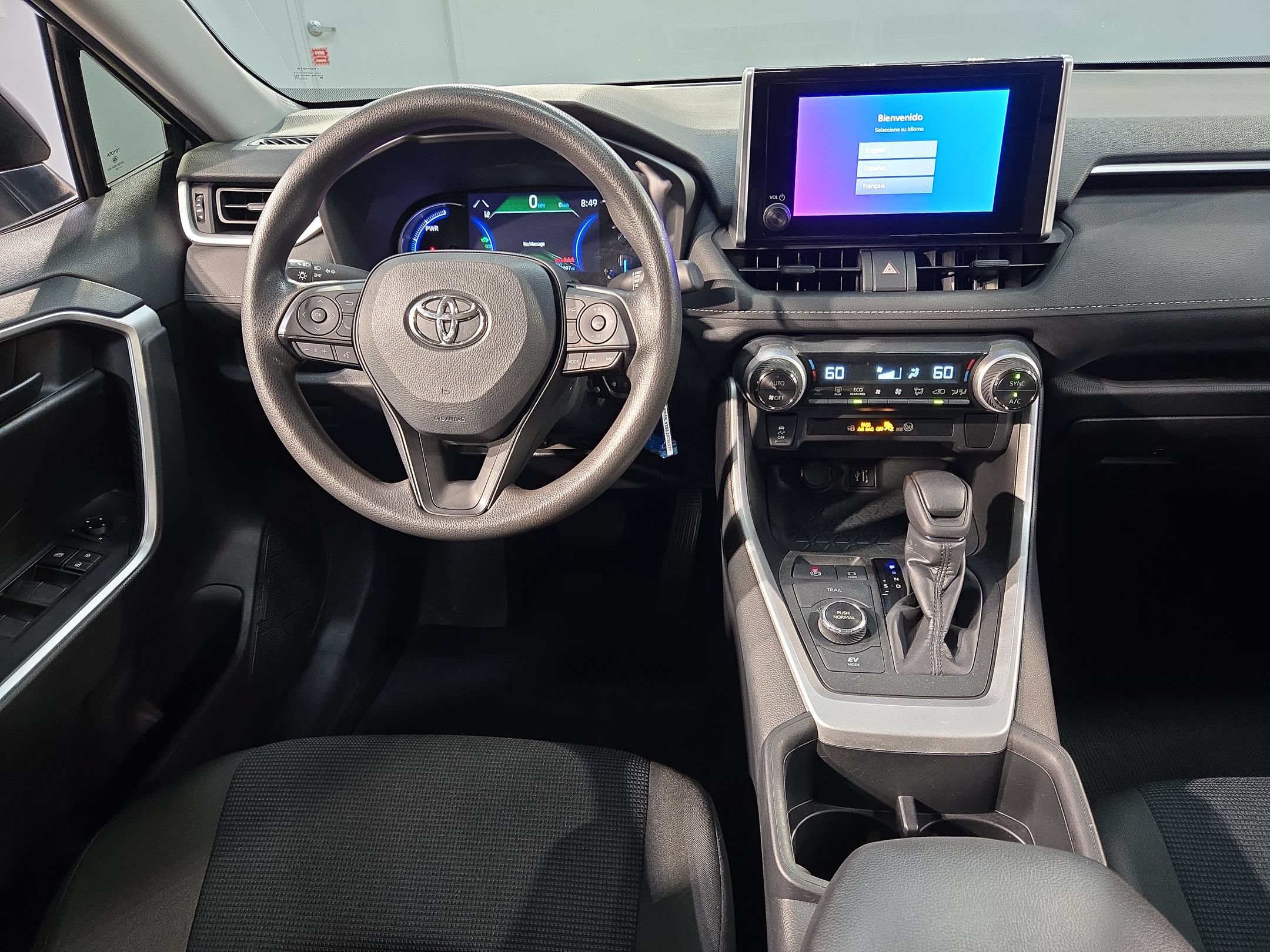 Certified 2024 Toyota RAV4 LE AWD/4WD image 9