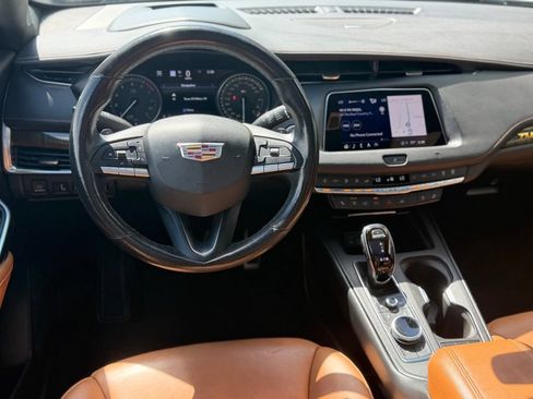 Used 2021 Cadillac XT4 Sport w/ Sun And Sound Package AWD/4WD image 15