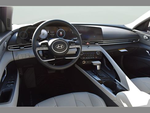 New 2026 Hyundai Elantra Limited FWD image 12