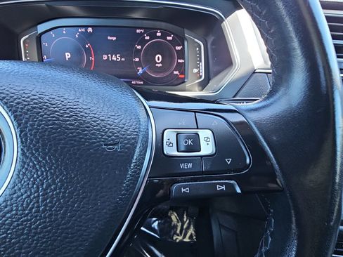 Used 2019 Volkswagen Tiguan SEL FWD image 20