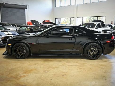 Used 2015 Chevrolet Camaro Z/28 RWD image 7